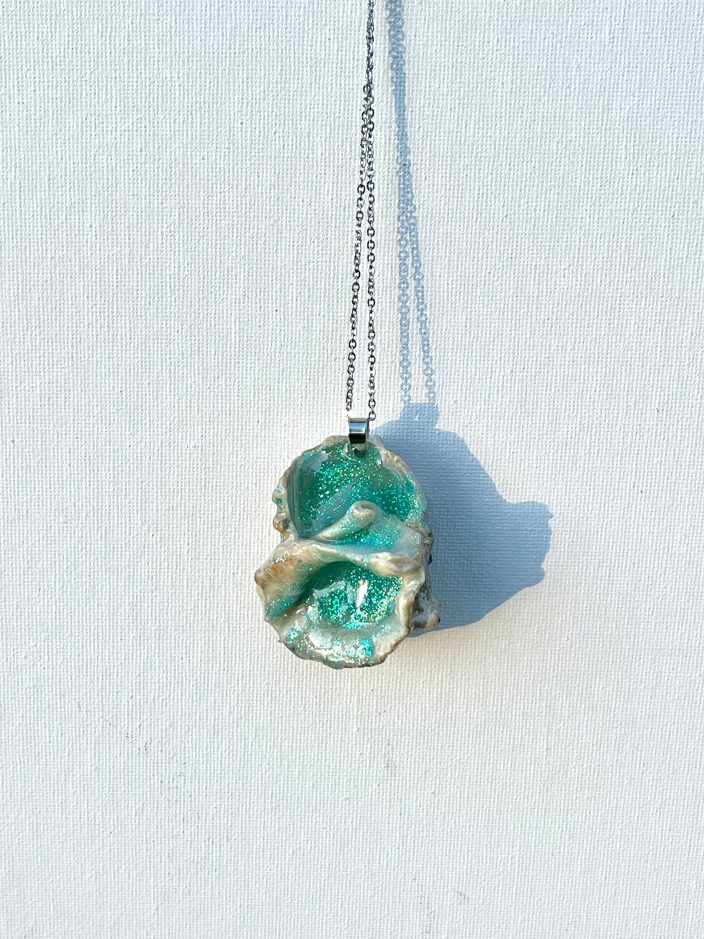 Real Shell Sparkly Necklace, Teal Glitter Resin Seashell Pendant, Genuine Seashell Jewelry, Ocean Inspired Pendant, Beach Vibes Gift for Her