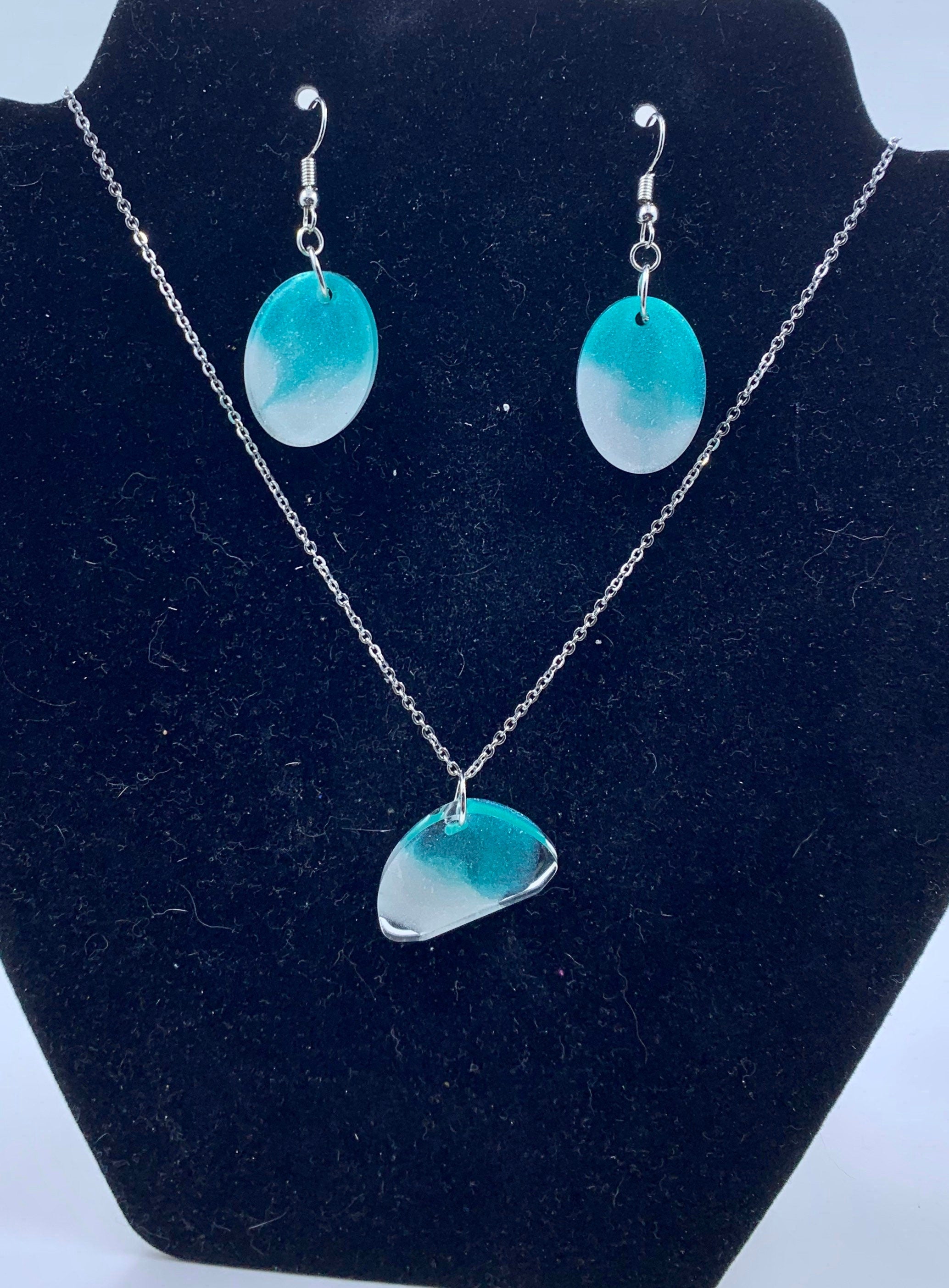 Paint in Resin Necklace and Earrings, Resin Matching Jewelry Set
