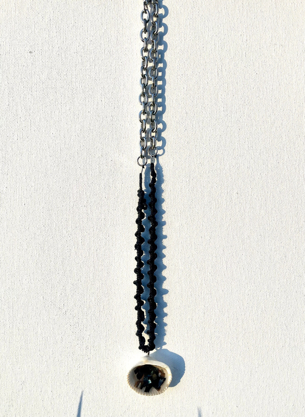 Seashell and Resin Pendant | Macrame and Chain Shell Necklace | Terrazzo  Shell Modern Jewerly