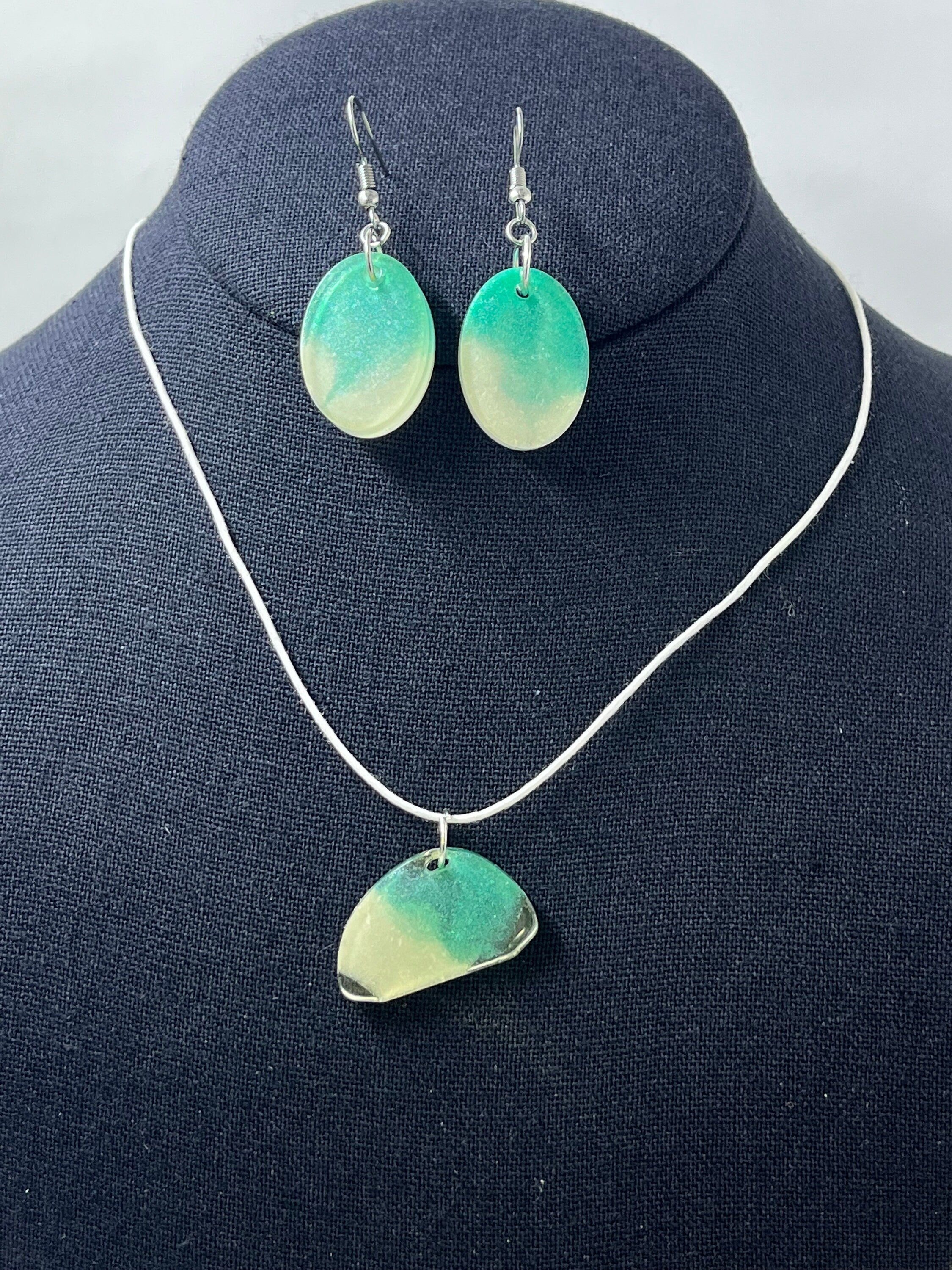 Paint in Resin Necklace and Earrings, Resin Matching Jewelry Set