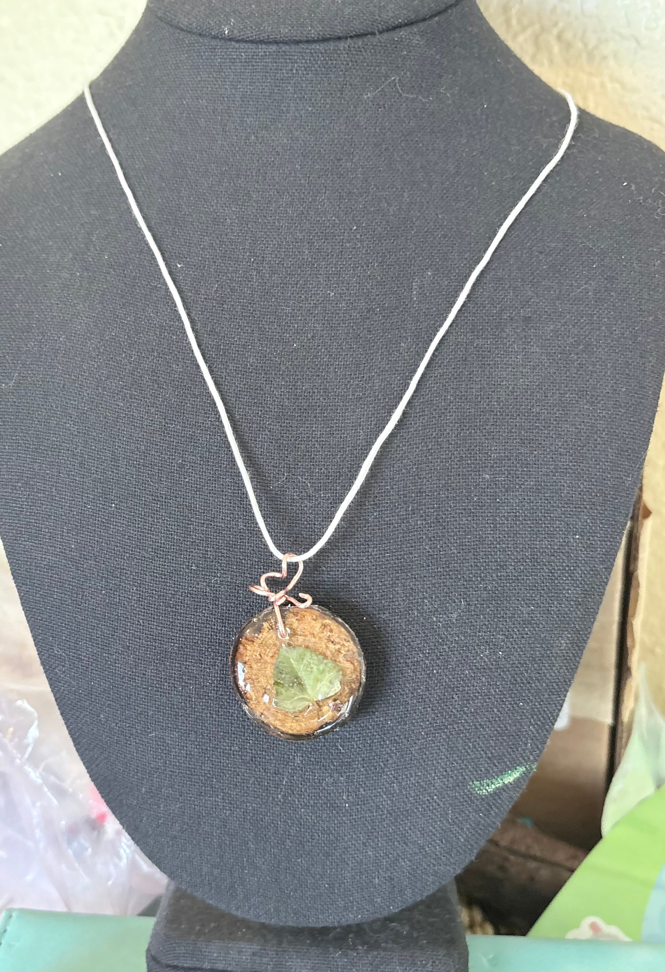 Ivy on Wood Slice Necklace | Meadow Botanical Wood in Resin Pendant