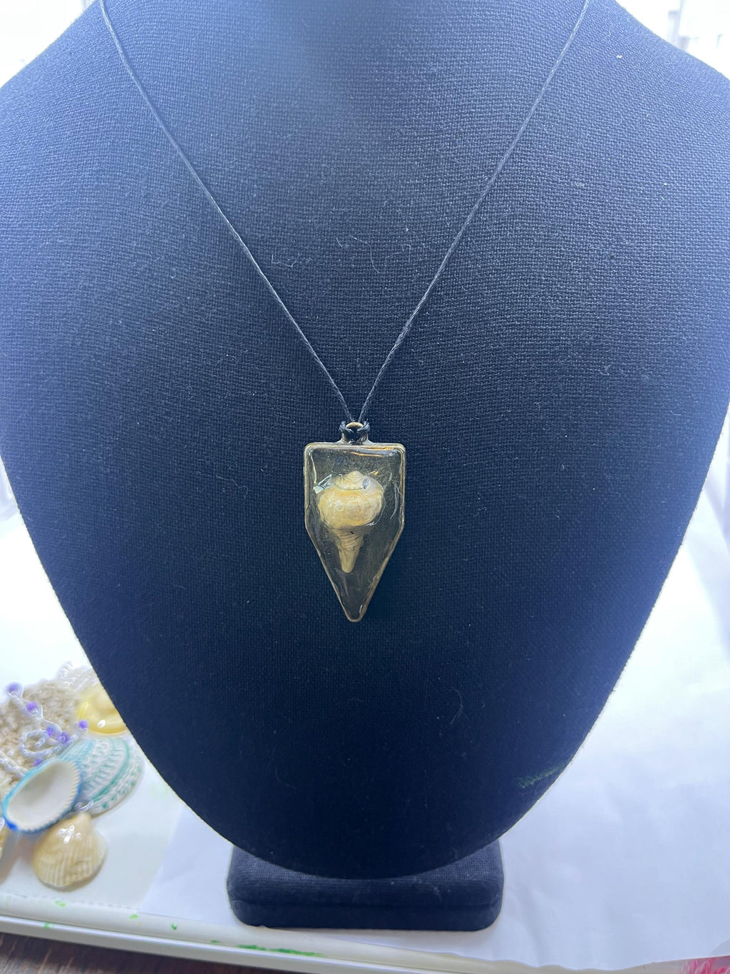Authentic Seashell Resin Pentagonal Frame Necklace