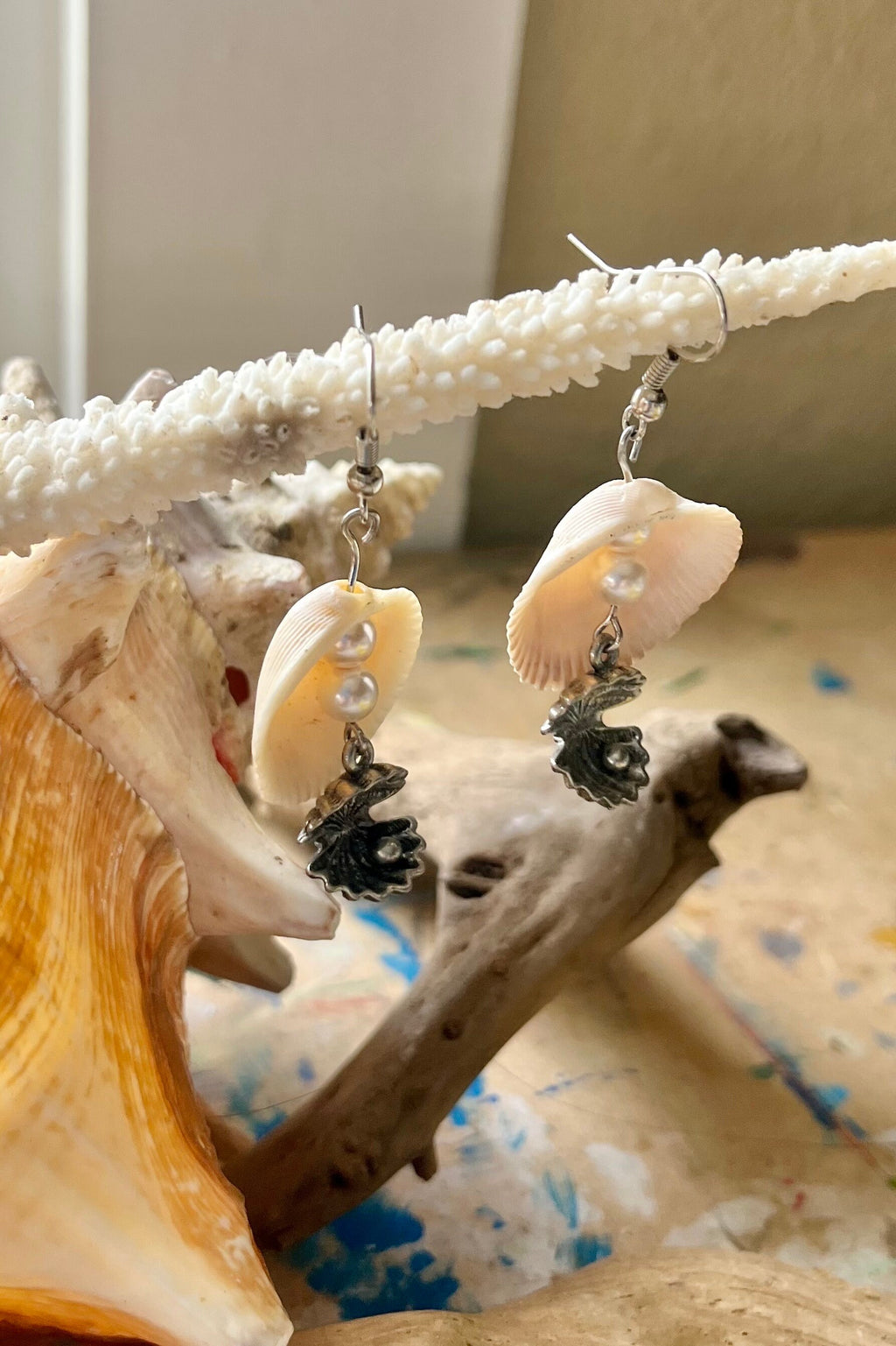 Shell & Pearl Earrings | Clam Shell Drops