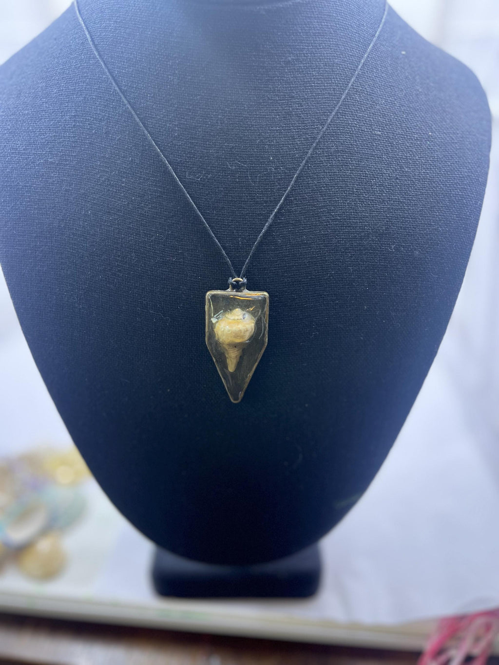 Authentic Seashell Resin Pentagonal Frame Necklace