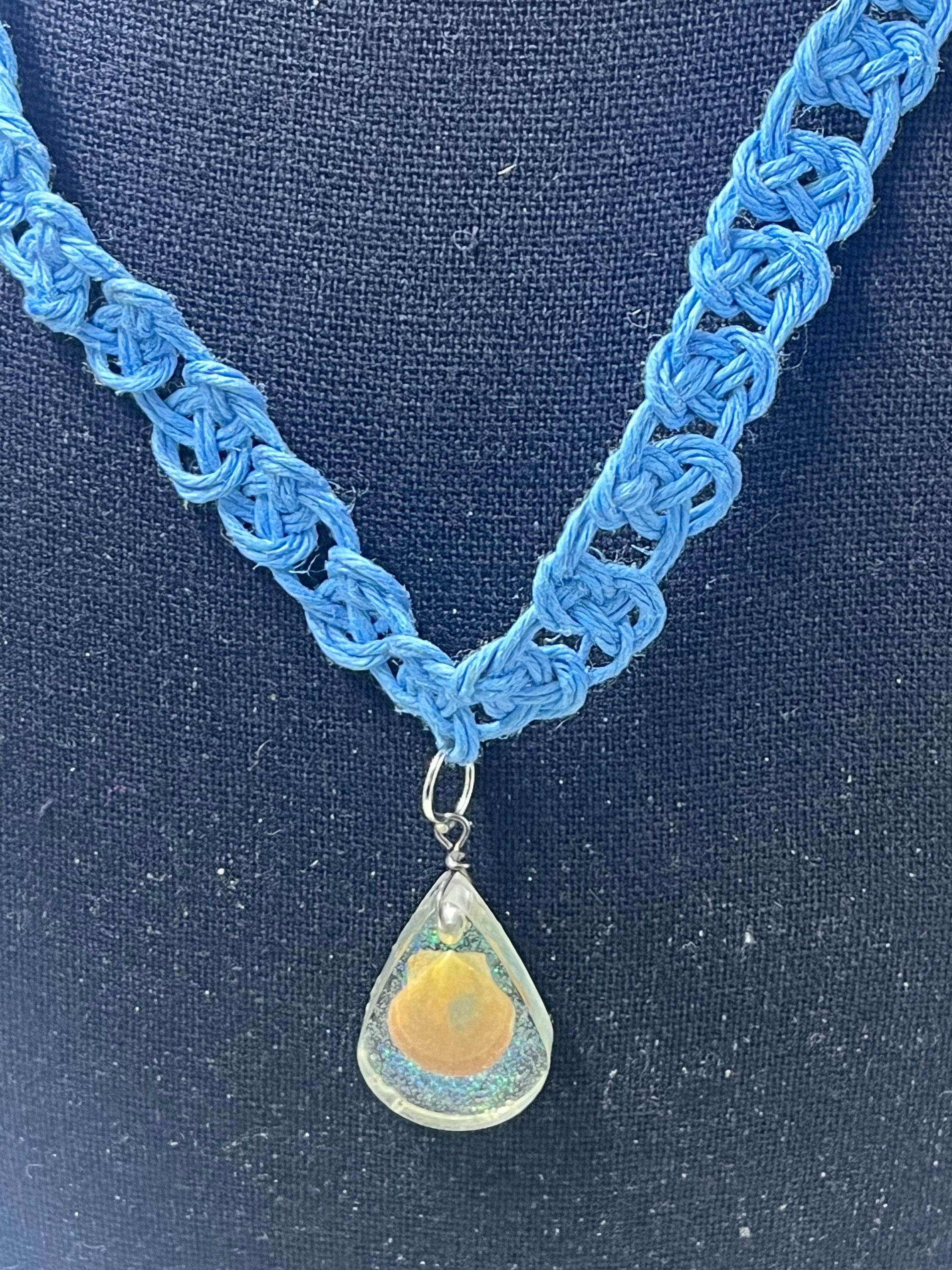 Petite Orange Shell in Resin Pendant, Blue Hemp Macrame Necklace, Josephine Knot Cord, Seashell Teardrop Pendant, Mermaid Core Ocean Jewelry