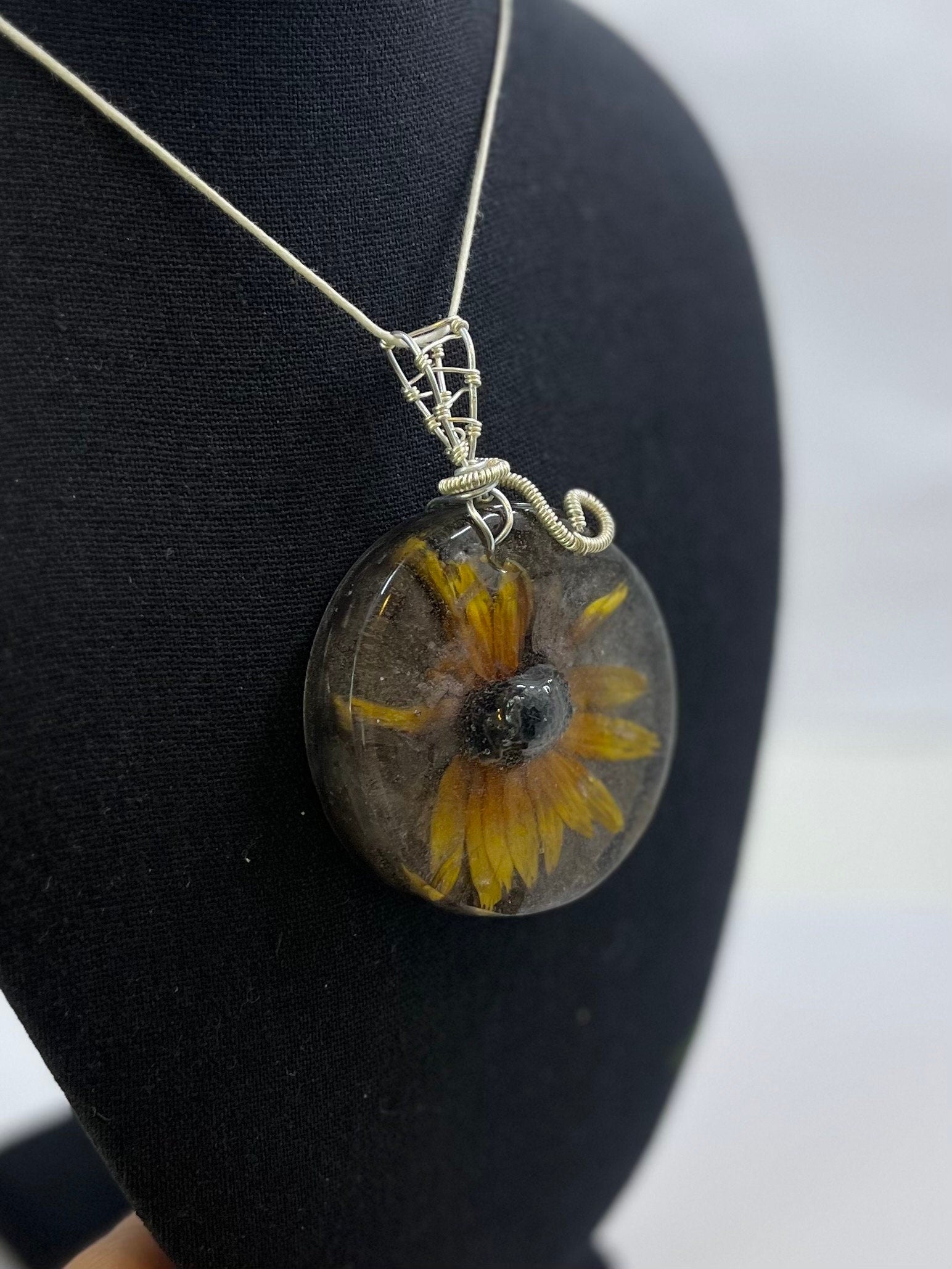 Black Eyed Susan Resin Pendant | Real Flower Necklace | Botanical Jewelry | One of a Kind Nature Pendant