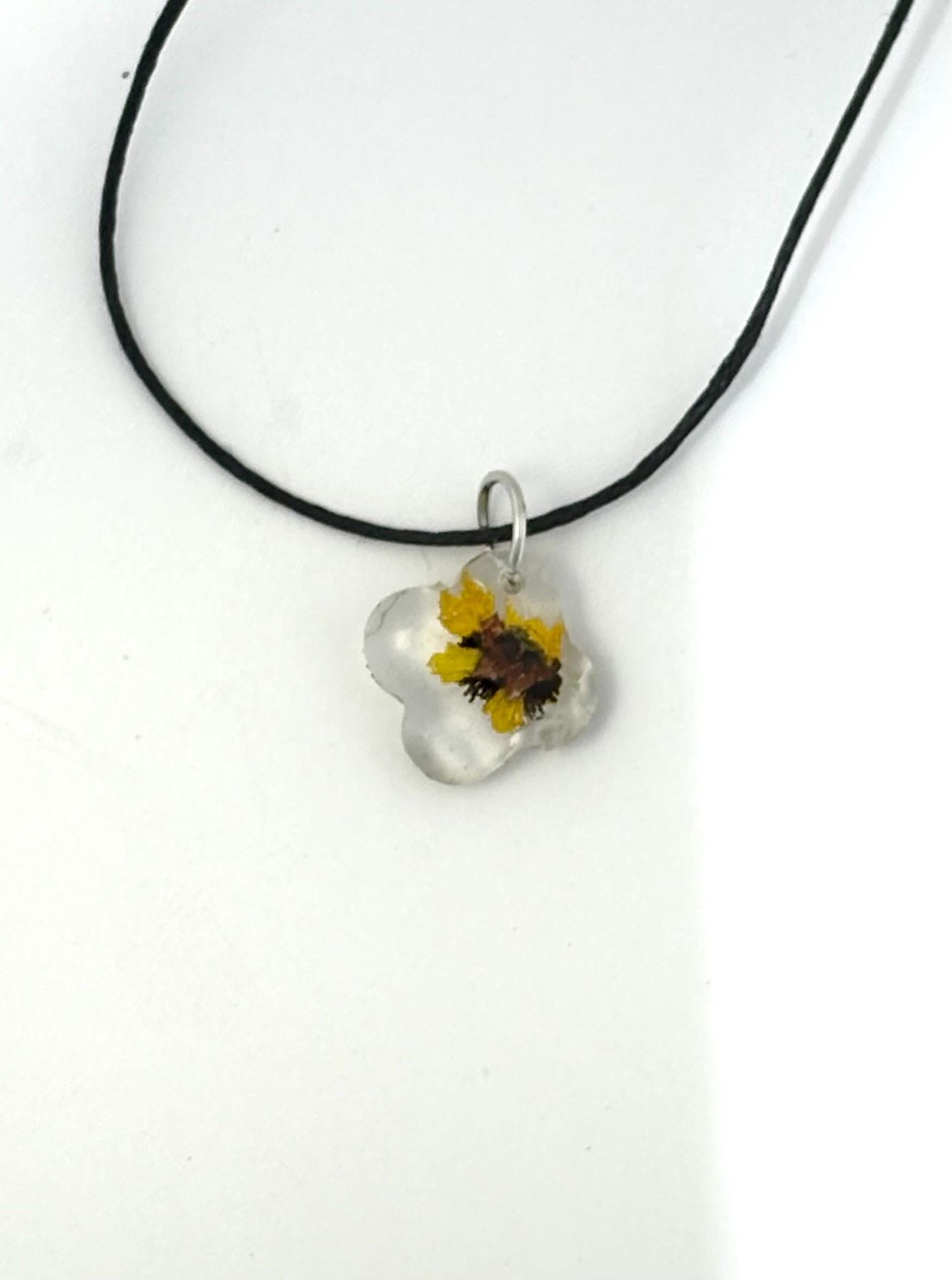 Delicate Yellow Flower Necklace, Real Pressed Flower in Resin, Minimal Unique Botanical Jewelry, Cheerful One of a Kind Gift for Her