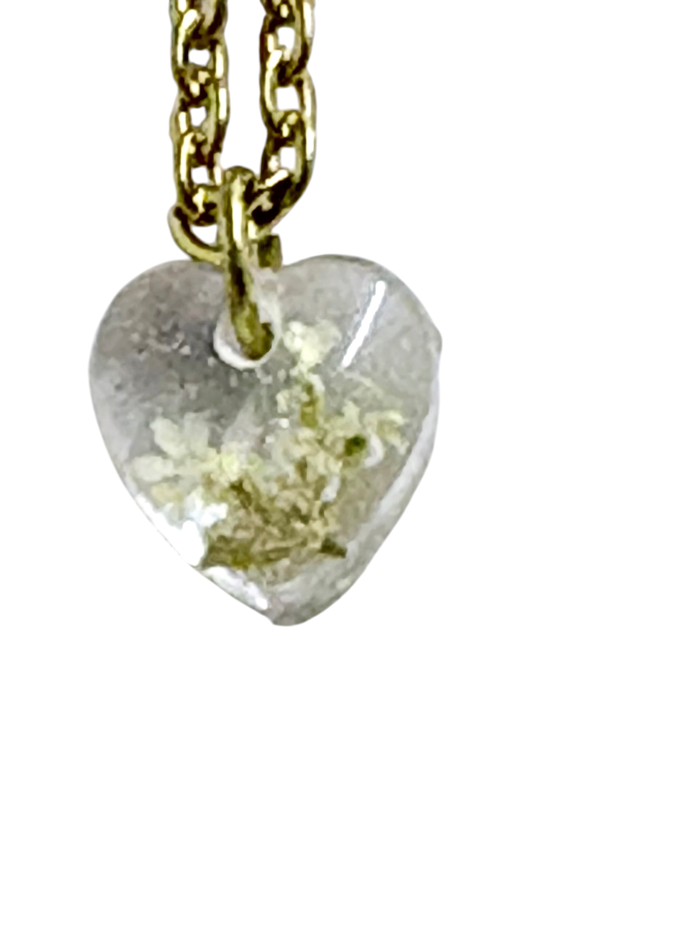 Queen Anne's Lace Heart Necklace | Tiny Botanical Pendant | Nature Jewelry Gift